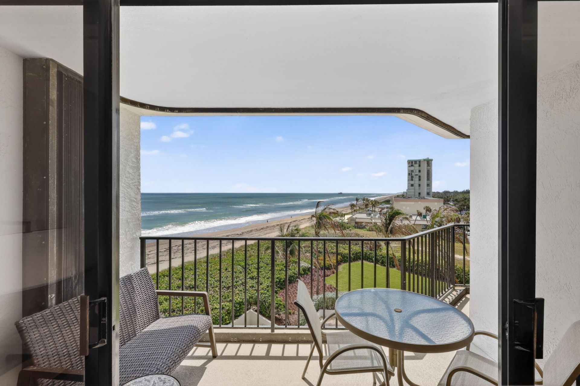 9650 S Ocean Drive, Unit 507, Jensen Beach, FL 34957 Photo
