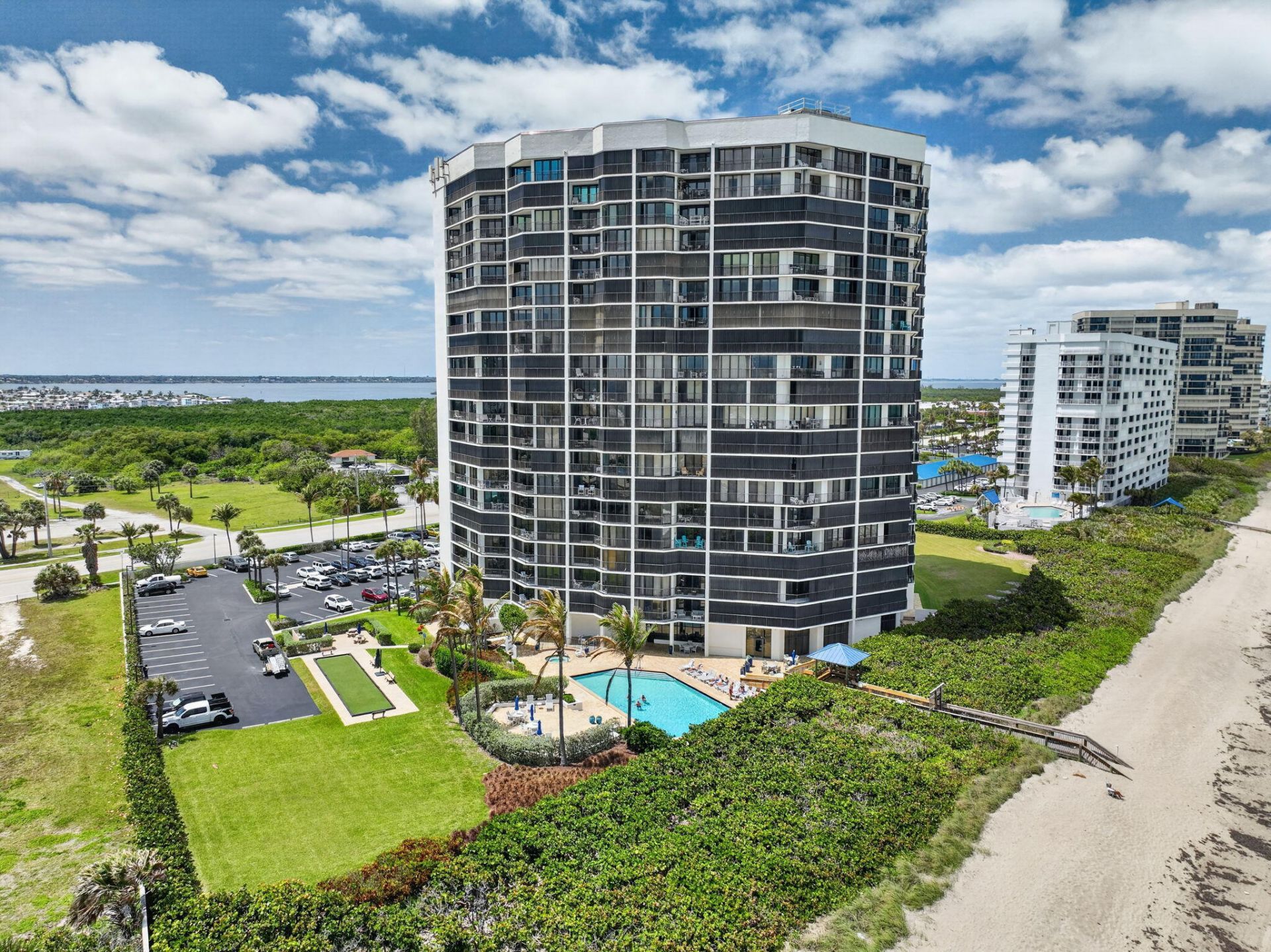 9650 S Ocean Drive, Unit 507, Jensen Beach, FL 34957 Photo
