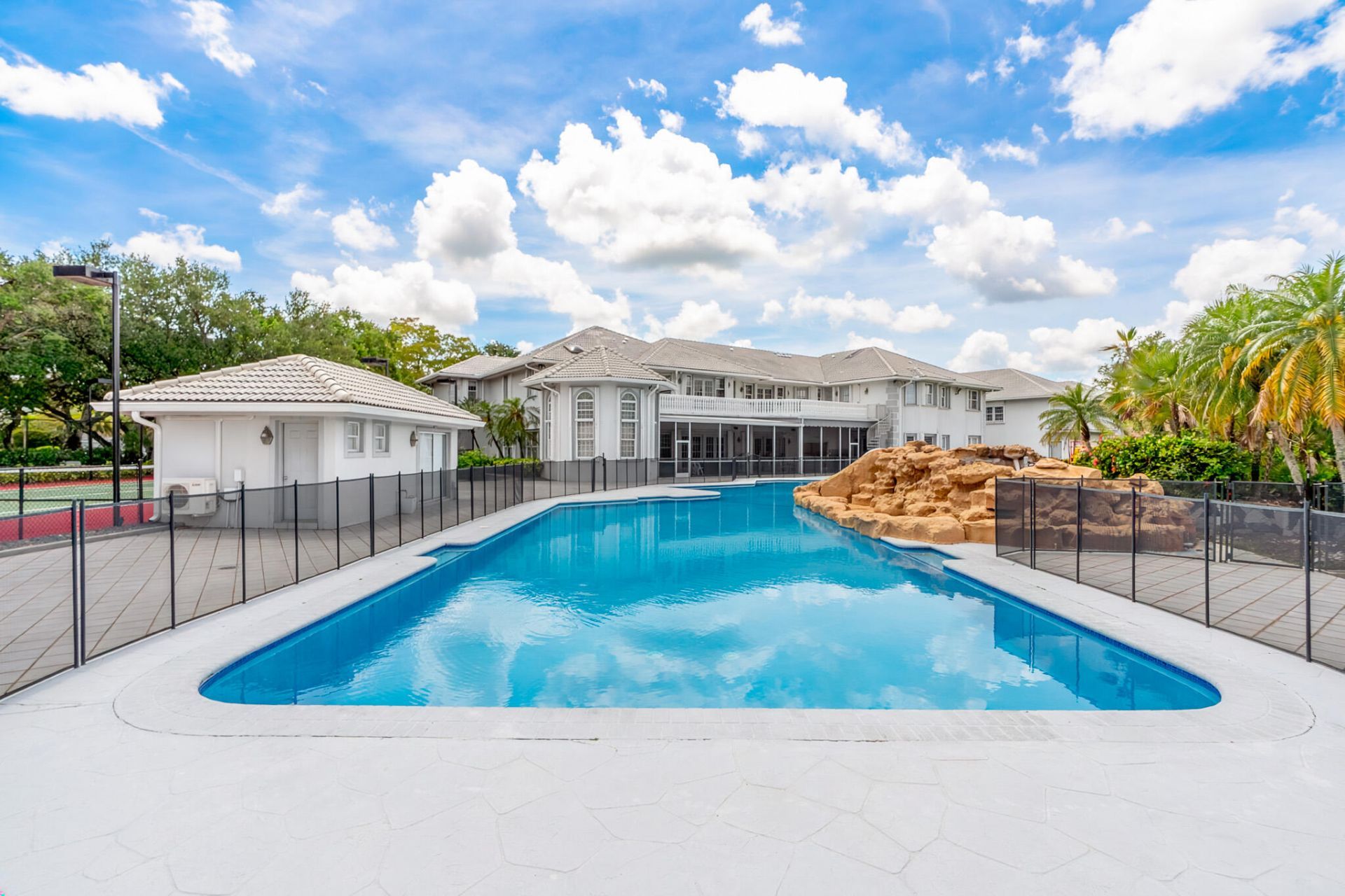 1800 Eagle Trace Boulevard, Coral Springs, FL 33071 Photo