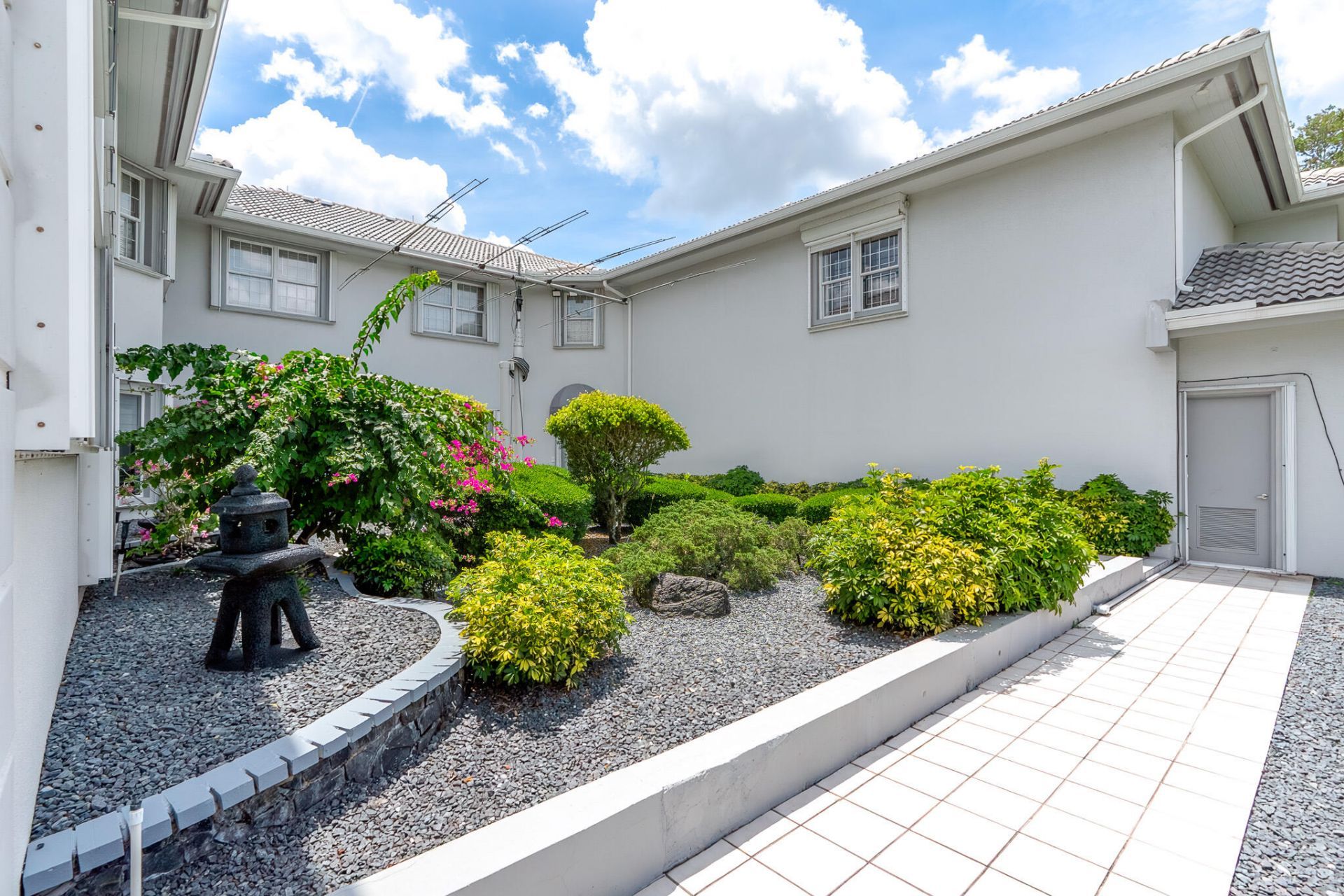 1800 Eagle Trace Boulevard, Coral Springs, FL 33071 Photo