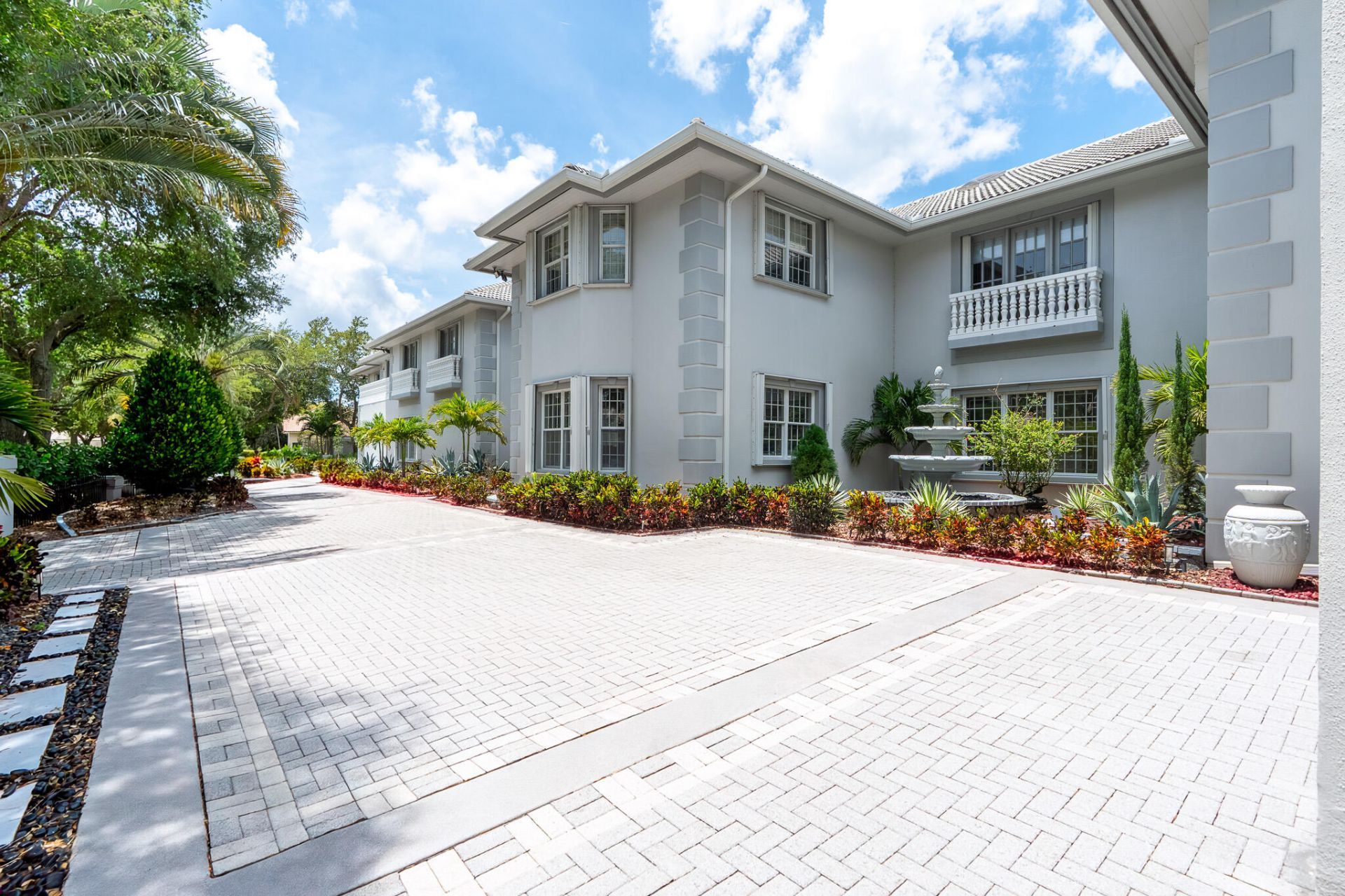 1800 Eagle Trace Boulevard, Coral Springs, FL 33071 Photo