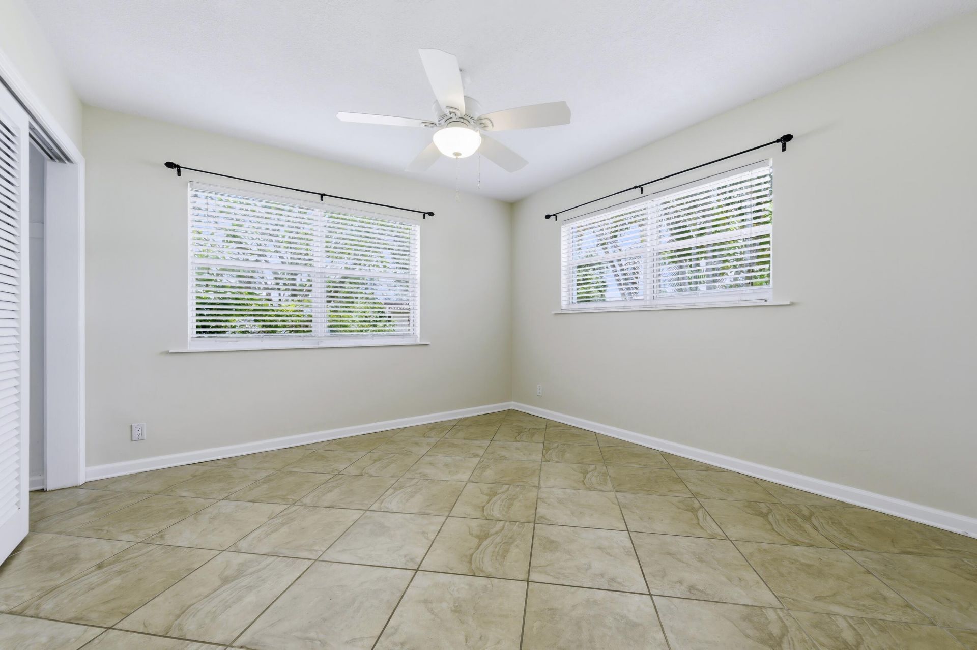 1452 Crest Drive, Lake Worth, FL 33461 Photo