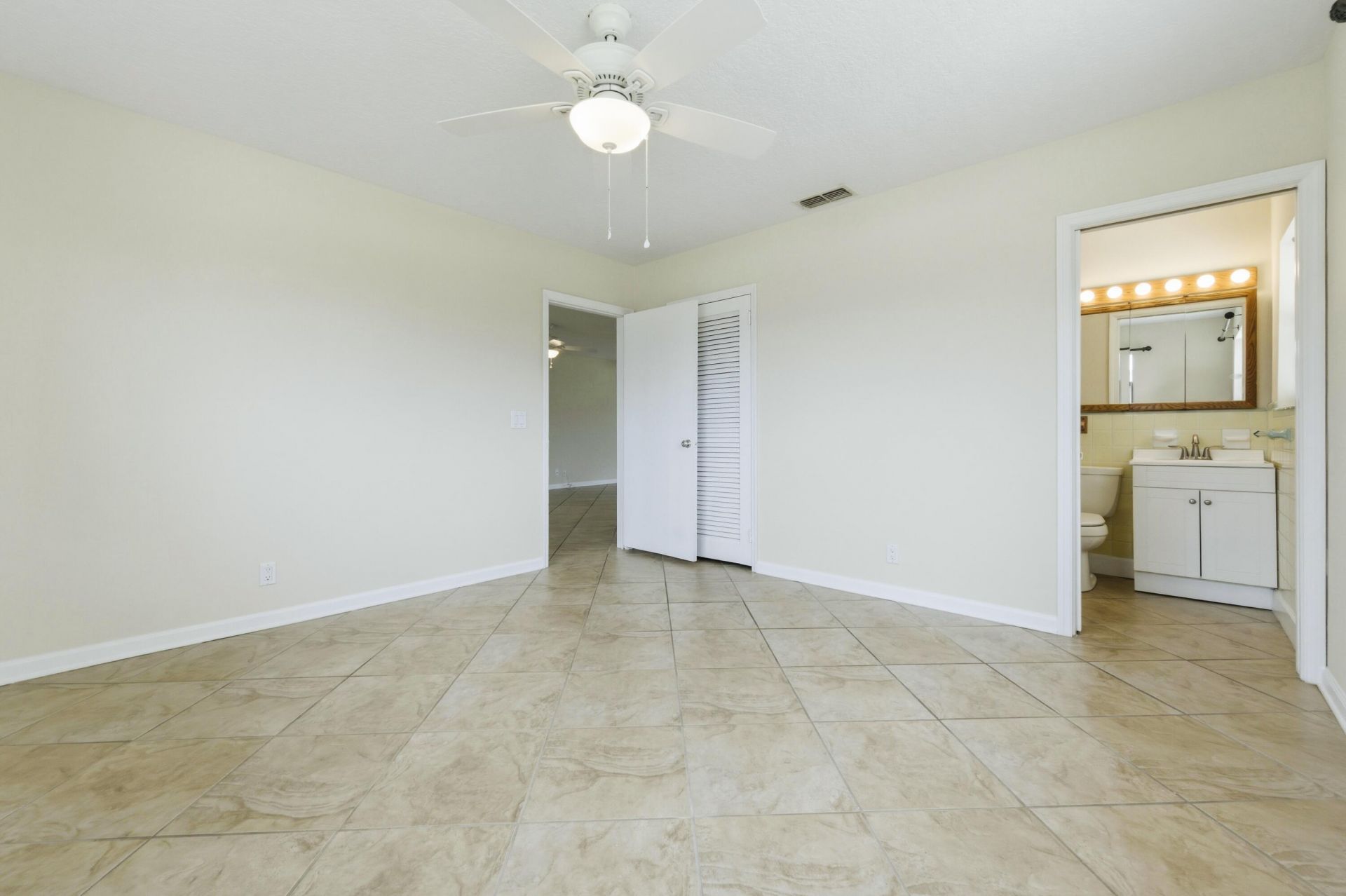 1452 Crest Drive, Lake Worth, FL 33461 Photo