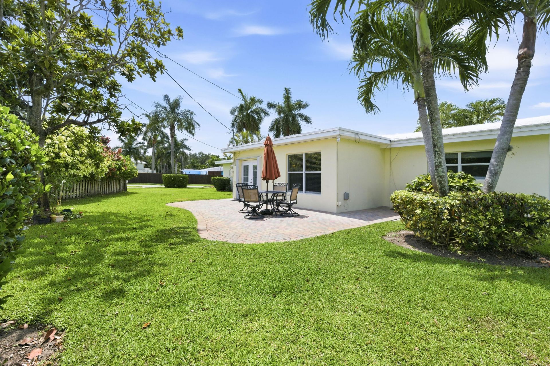 1452 Crest Drive, Lake Worth, FL 33461 Photo