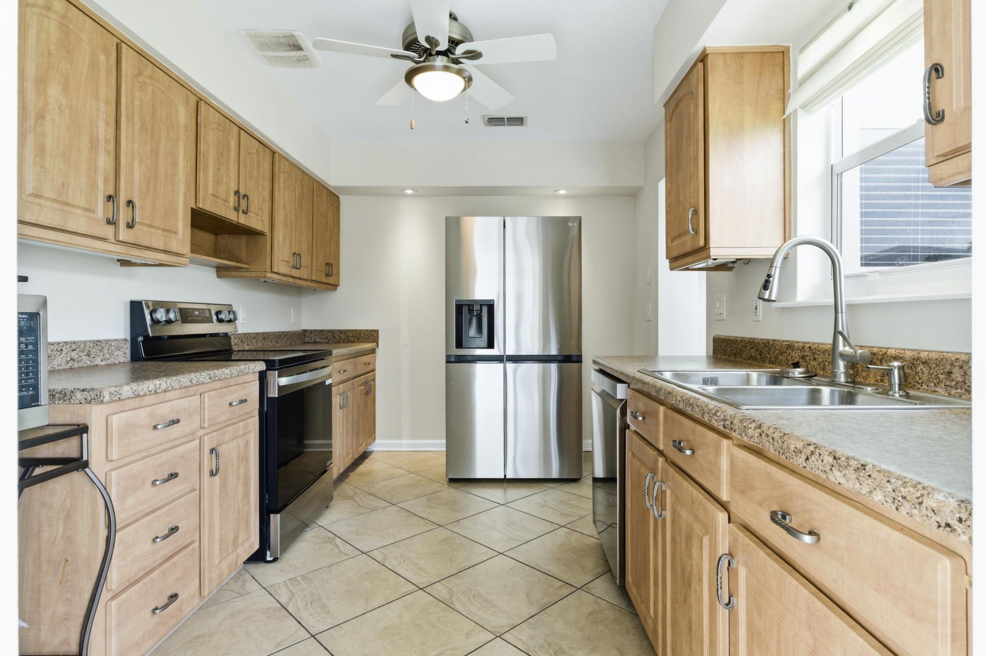 1452 Crest Drive, Lake Worth, FL 33461 Photo