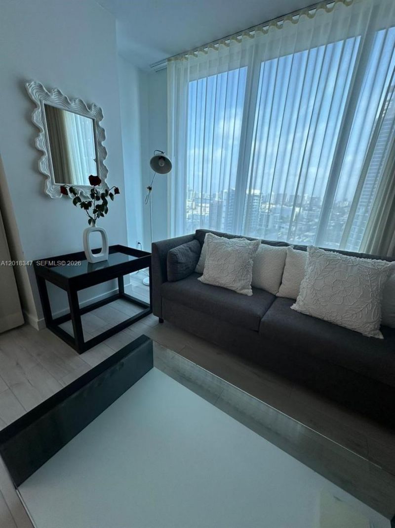 17315 Collins Ave, Unit 2006, Sunny Isles Beach, FL 33160 Photo
