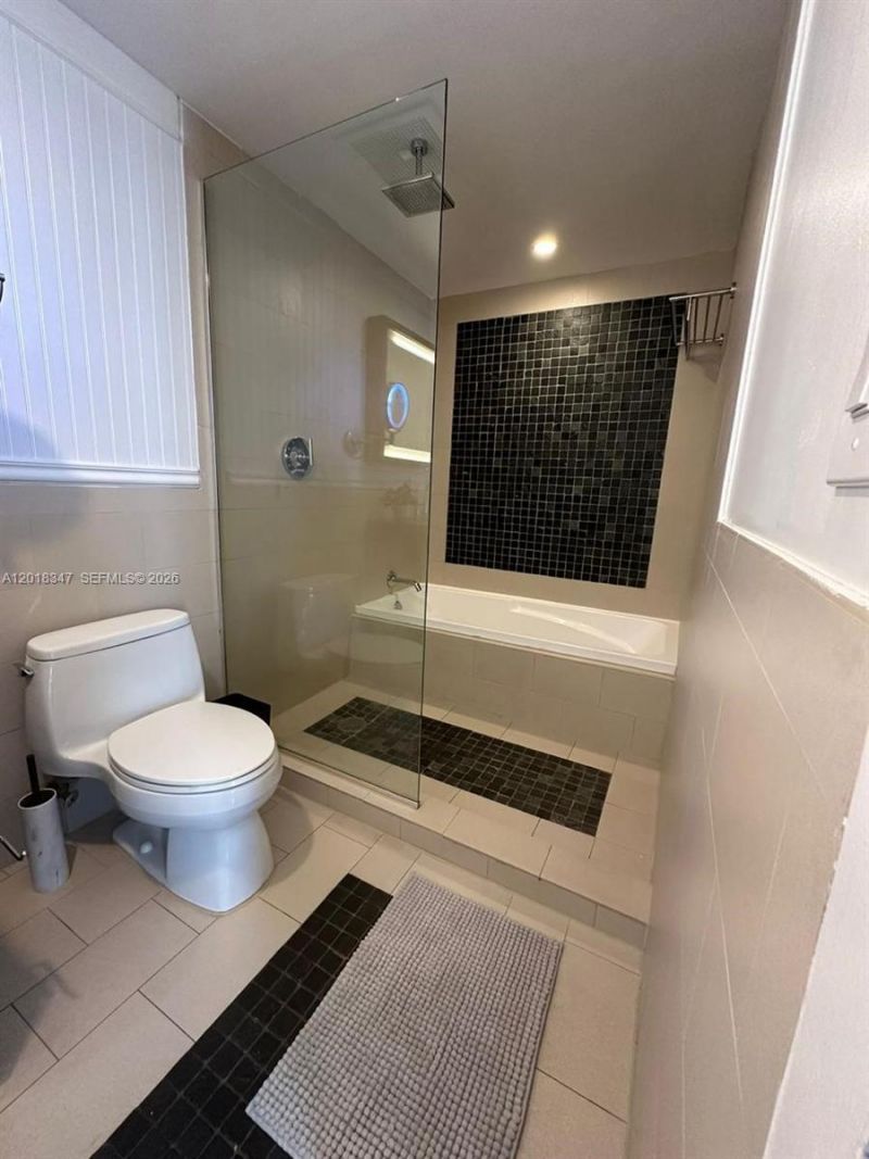 17315 Collins Ave, Unit 2006, Sunny Isles Beach, FL 33160 Photo
