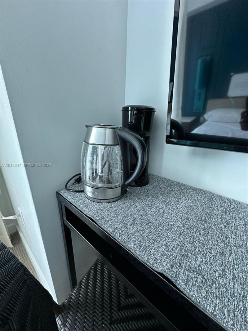 17315 Collins Ave, Unit 2006, Sunny Isles Beach, FL 33160 Photo