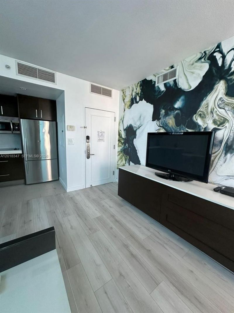 17315 Collins Ave, Unit 2006, Sunny Isles Beach, FL 33160 Photo