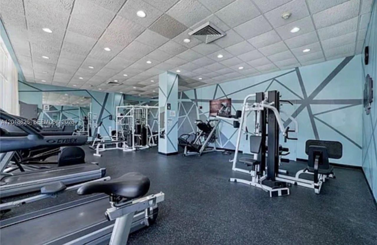 7441 Wayne Ave, Unit 14D, Miami Beach, FL 33141 Photo