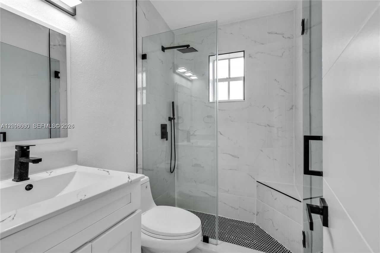 2195 W 5th Ave , Unit 1, Hialeah, FL 33010 Photo