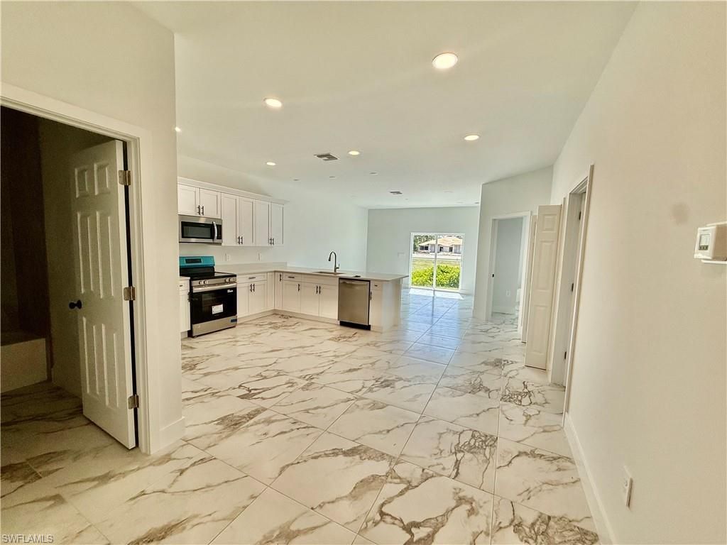 350/352 Pullman St , Lehigh Acres, FL 33974 Photo