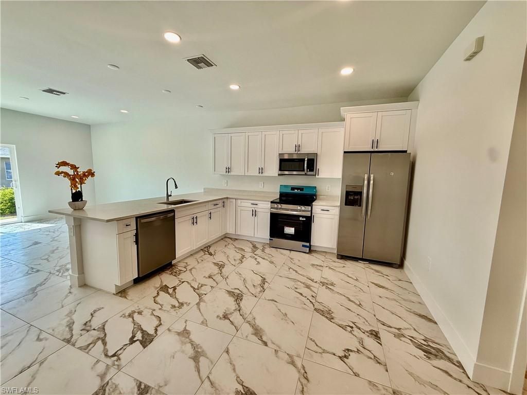 350/352 Pullman St , Lehigh Acres, FL 33974 Photo