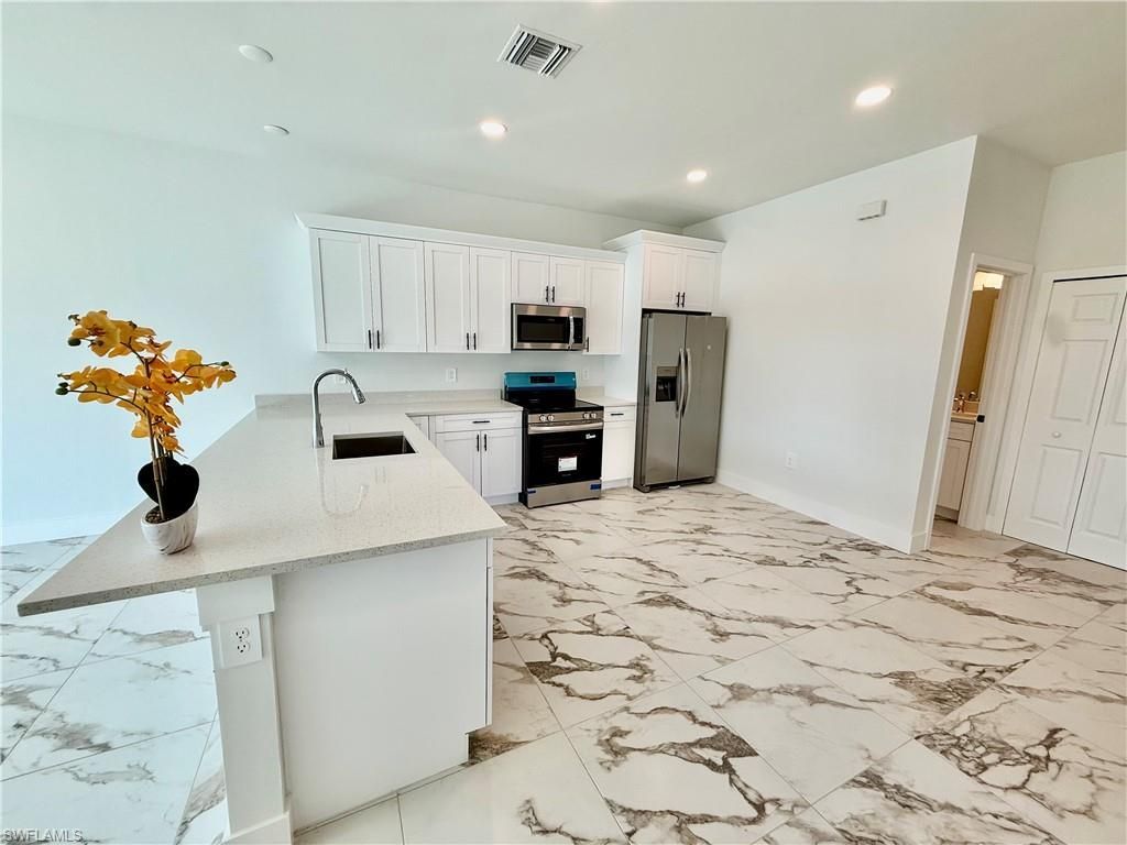350/352 Pullman St , Lehigh Acres, FL 33974 Photo