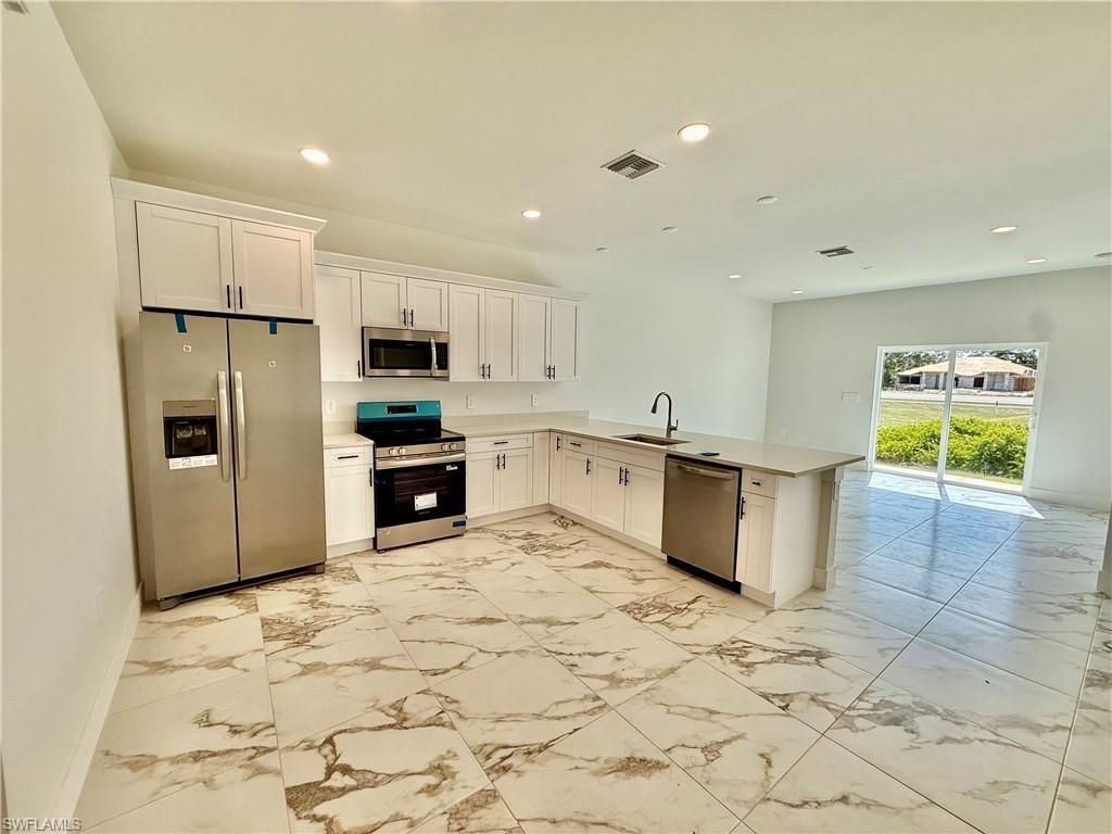 350/352 Pullman St , Lehigh Acres, FL 33974 Photo