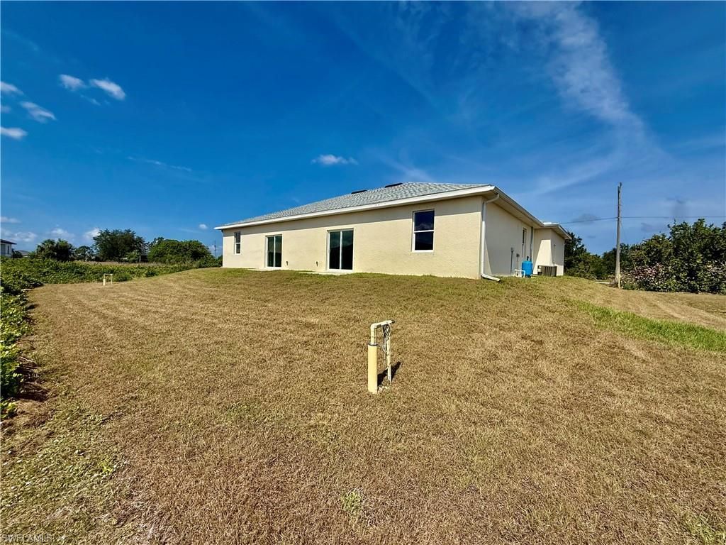 350/352 Pullman St , Lehigh Acres, FL 33974 Photo