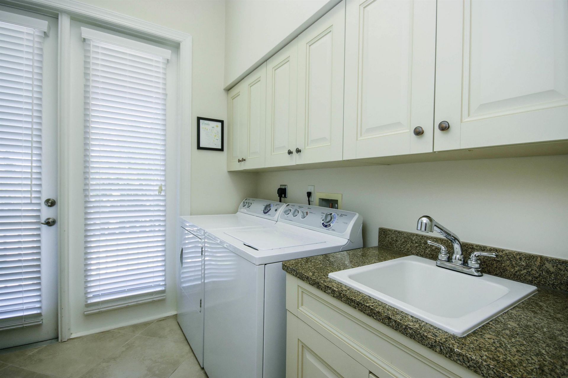 1066 Bailey Rd, Sanibel, FL 33957 Photo