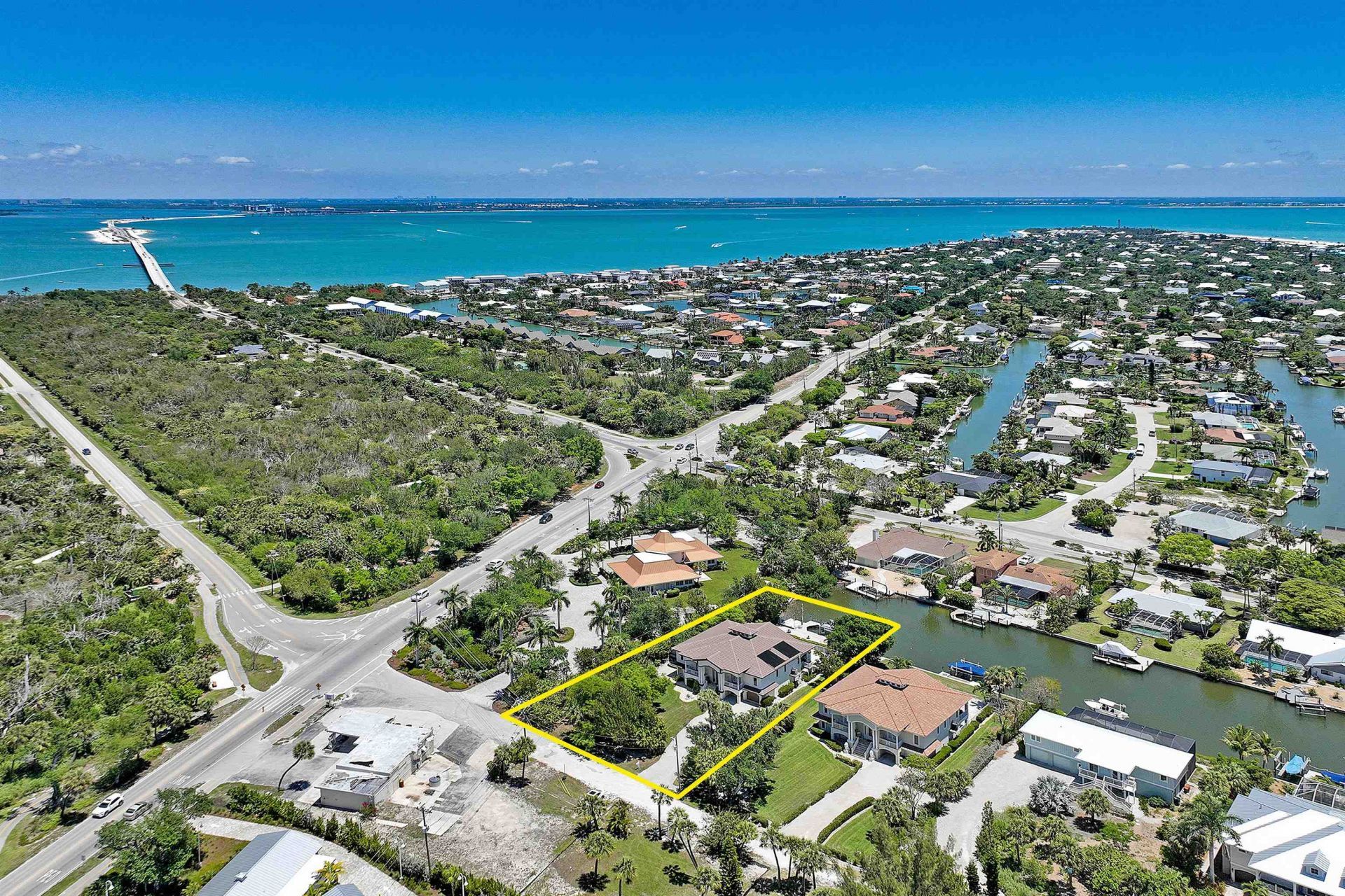 1066 Bailey Rd, Sanibel, FL 33957 Photo