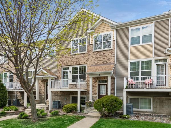 1945 Commonwealth Boulevard, Unit 5, Chanhassen, MN 55317