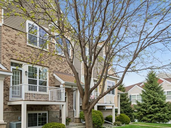 1945 Commonwealth Boulevard, Unit 5, Chanhassen, MN 55317