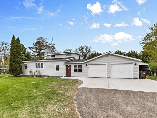 305 Main Avenue N, Braham, MN 55006