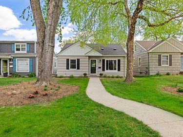 2745 Alabama Avenue S, Saint Louis Park, MN 55416