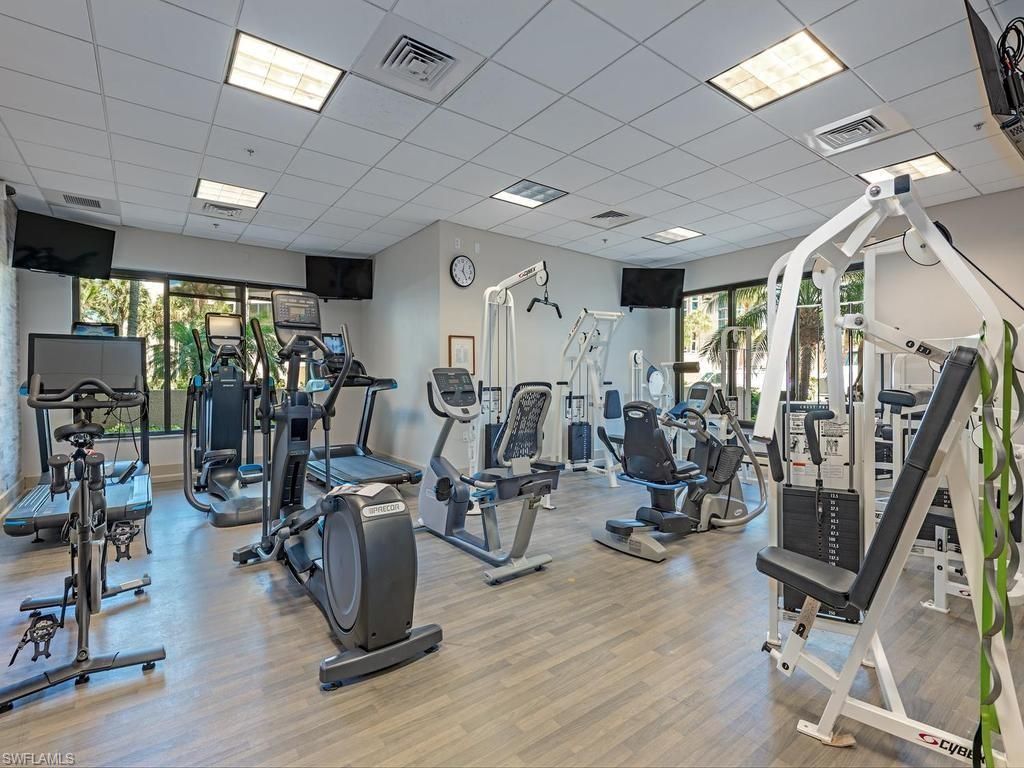 4551 Gulf Shore Blvd N, Unit 606, Naples, FL 34103 Photo