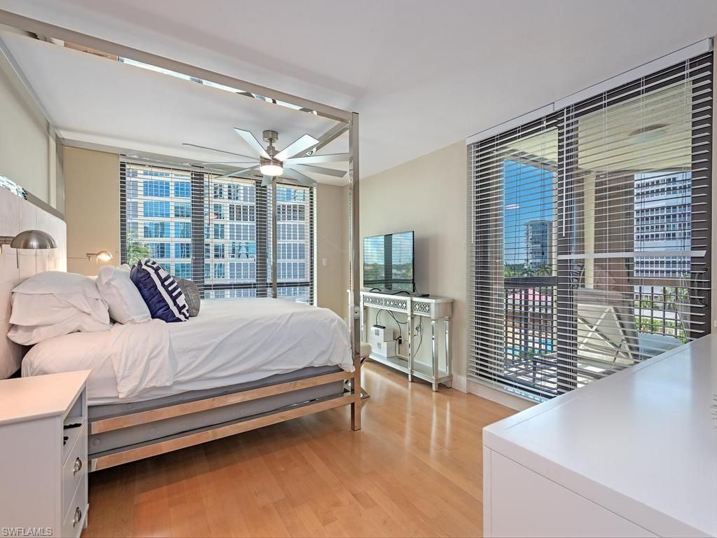 4551 Gulf Shore Blvd N, Unit 606, Naples, FL 34103 Photo