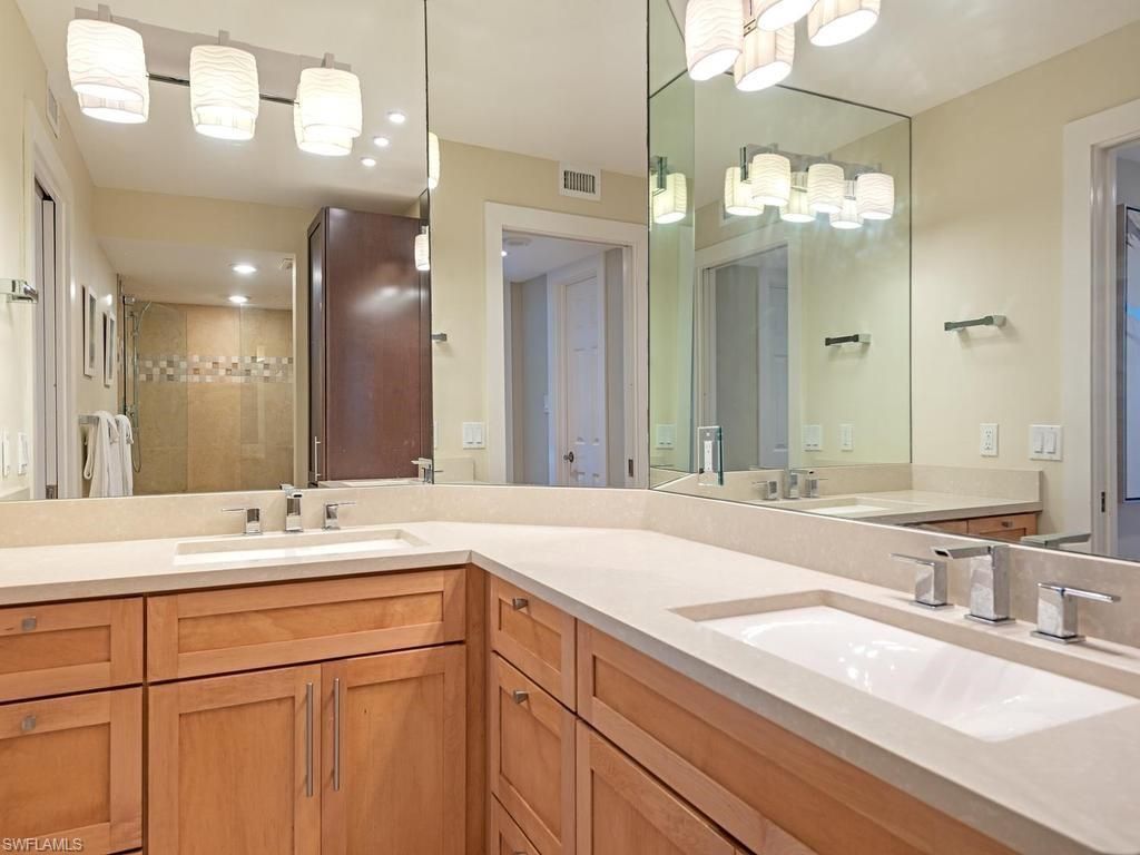 4551 Gulf Shore Blvd N, Unit 606, Naples, FL 34103 Photo