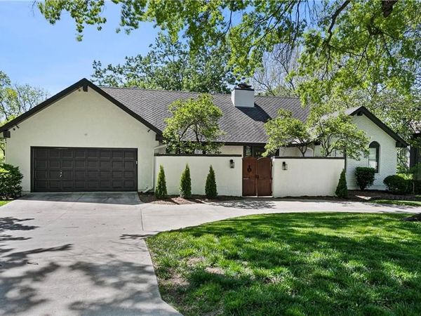 12600 Overbrook Road, Leawood, KS 66209