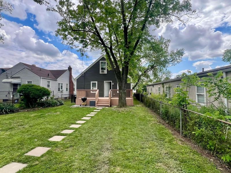 1024 E 13th Avenue , Columbus, OH 43211 Photo 2