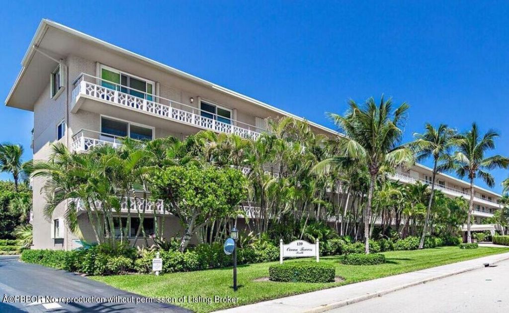 139 Sunrise Avenue, Unit 204, Palm Beach, FL 33480 Photo