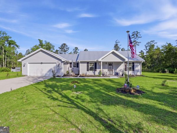 1748 Post Road, Hortense, GA 31543
