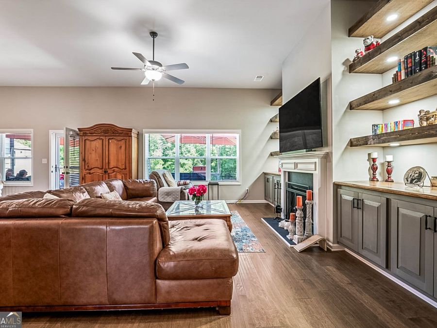 Property Image 36