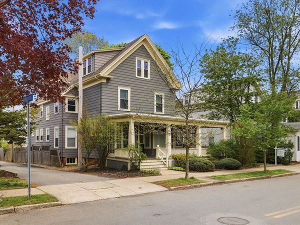 187 Burrill St, Unit 2, Swampscott, MA 01907