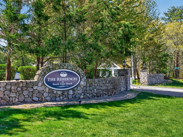 2 Quinns Way, UNIT 2, Mashpee, MA 02649