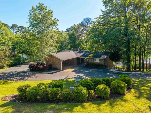 115 WESTPORT Point, Hot Springs, AR 71913
