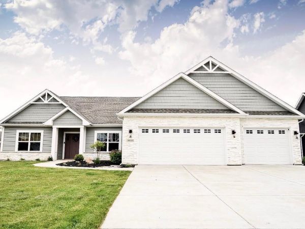 1079 Chesapeake Cove Drive, Lafayette, IN 47909