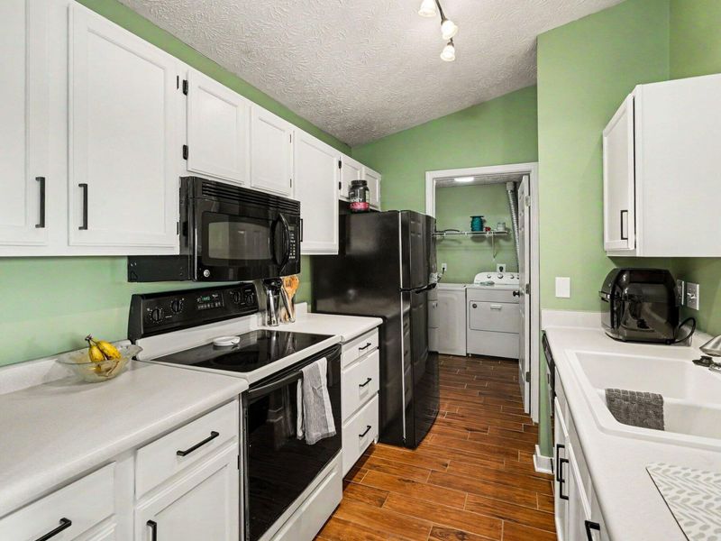 440 Lakeview Drive, Unit 12, Newport, KY 41071 Photo 5