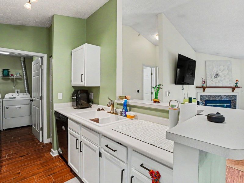 440 Lakeview Drive, Unit 12, Newport, KY 41071 Photo 6