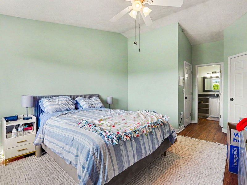 440 Lakeview Drive, Unit 12, Newport, KY 41071 Photo 9