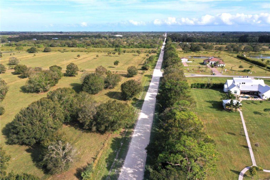 6590 5th Street Sw, Vero Beach, FL 32968 Photo