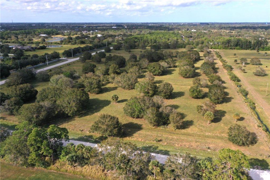 6590 5th Street Sw, Vero Beach, FL 32968 Photo