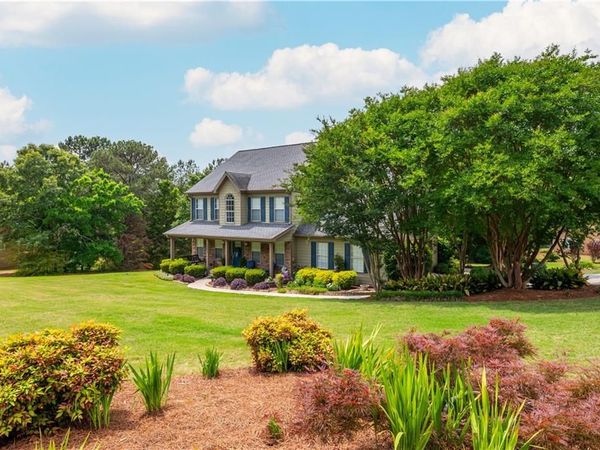 3295 Spincaster Way , Loganville, GA 30052