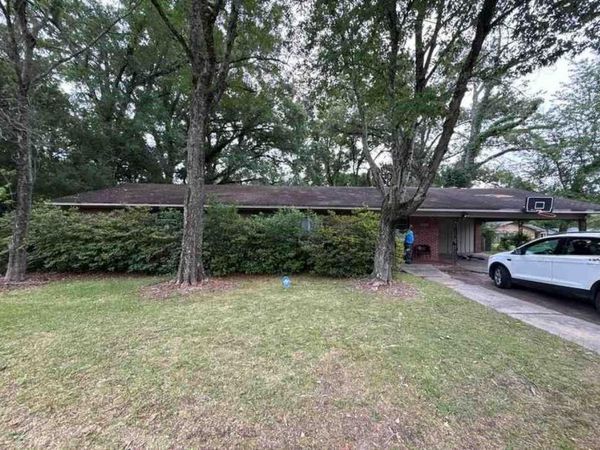 4305 Moffett Road , Mobile, AL 36618