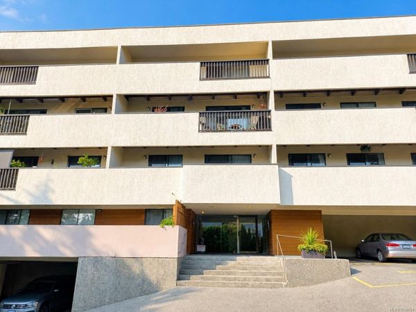 3277 Glasgow Ave, Unit #410, Saanich, BC V8X 1M3