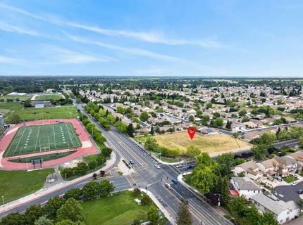Bond Rd, Elk Grove, CA 95624 Photo