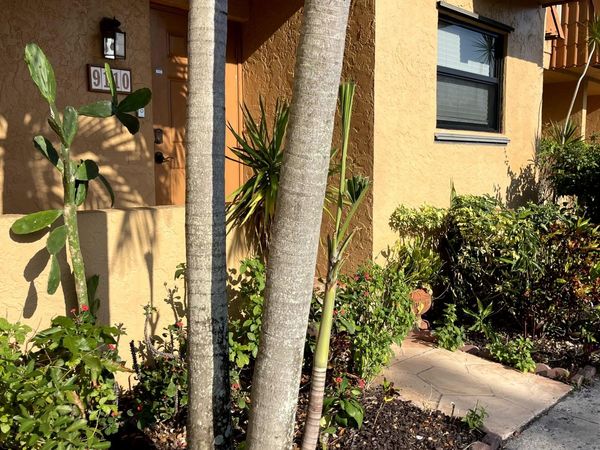 9110 Orchid Tree Lane, Unit 138, Pembroke Pines, FL 33024