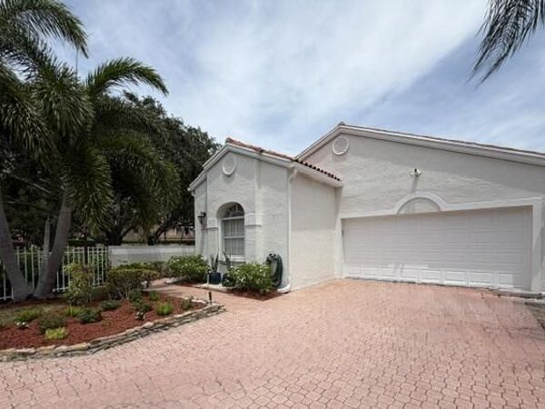 3963 Redondo Court, Boca Raton, FL 33487