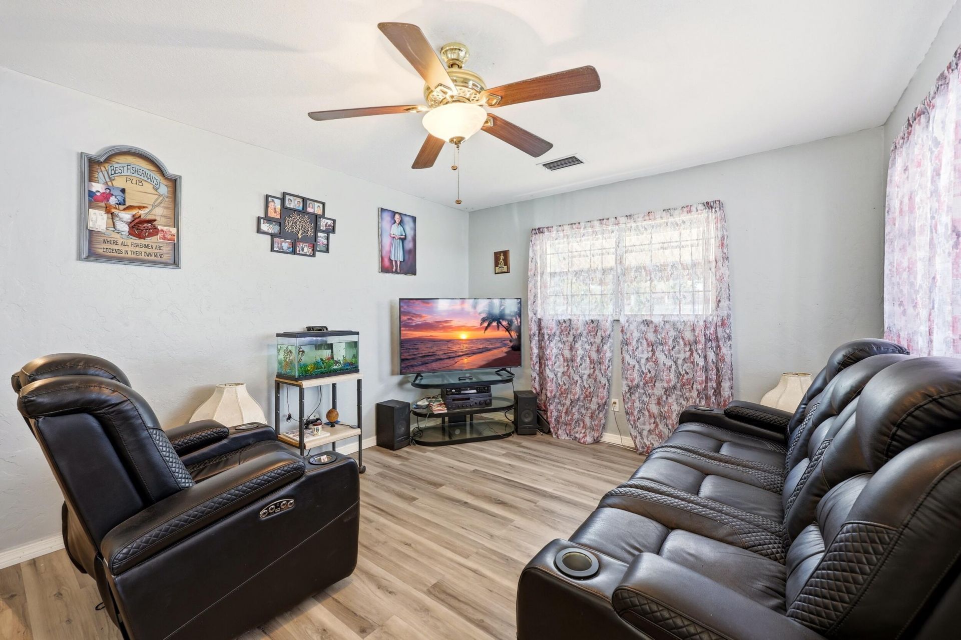 8545 SE Mars Street, Hobe Sound, FL 33455 Photo